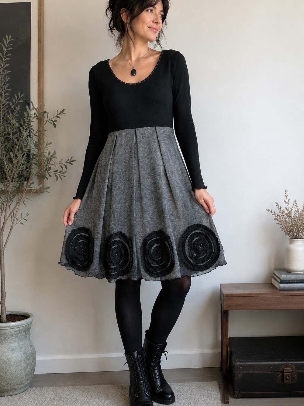 Hand Jive Art to Wear Pleated Sweater Dress Gray Black Medium